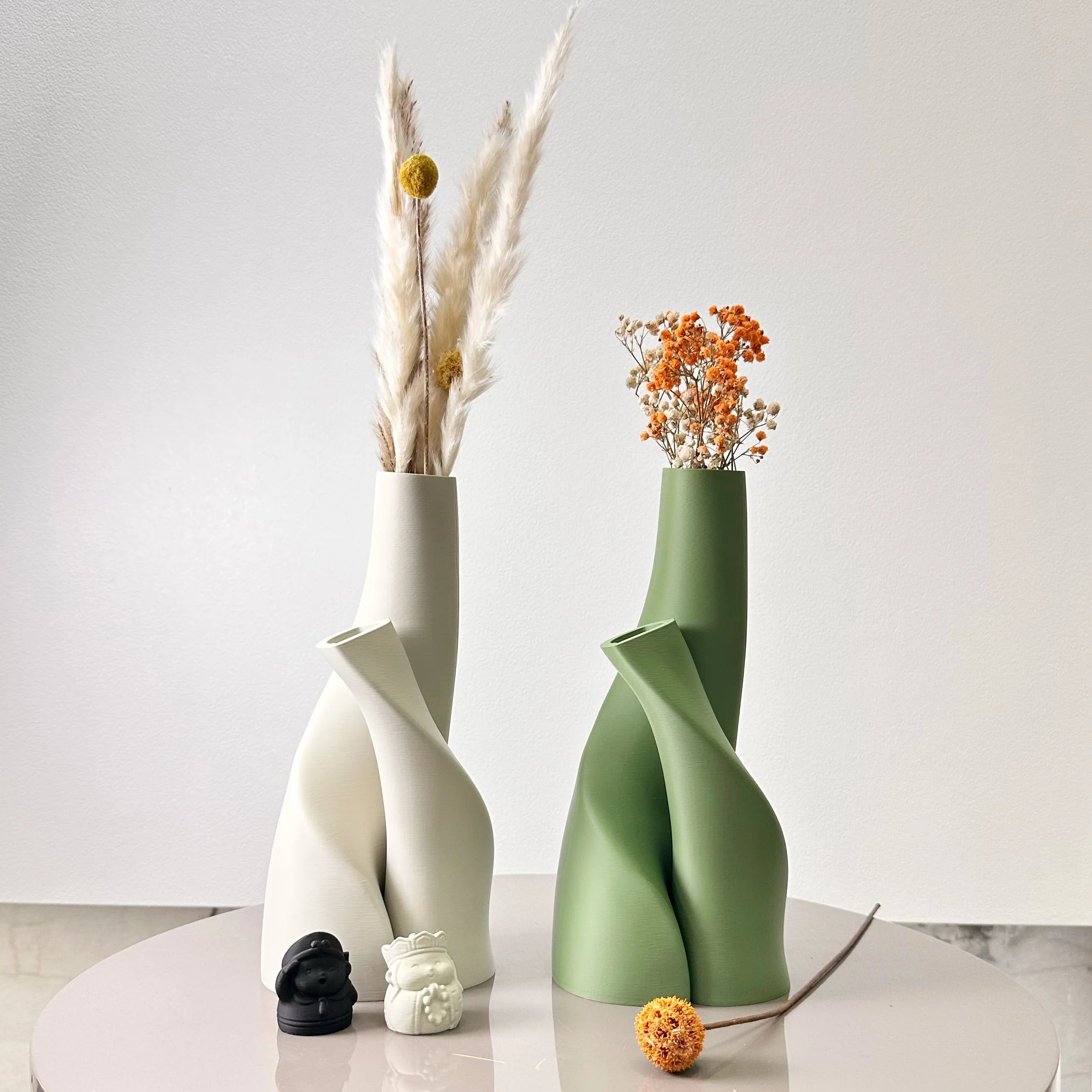 Aeris Home – Étreinte Vase Set
