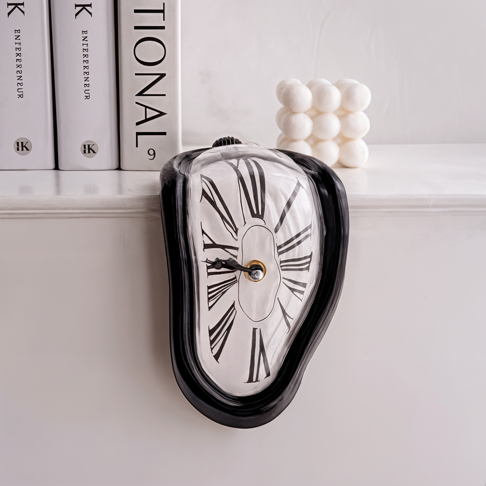 Aeris Home – Surreal Melting Clock