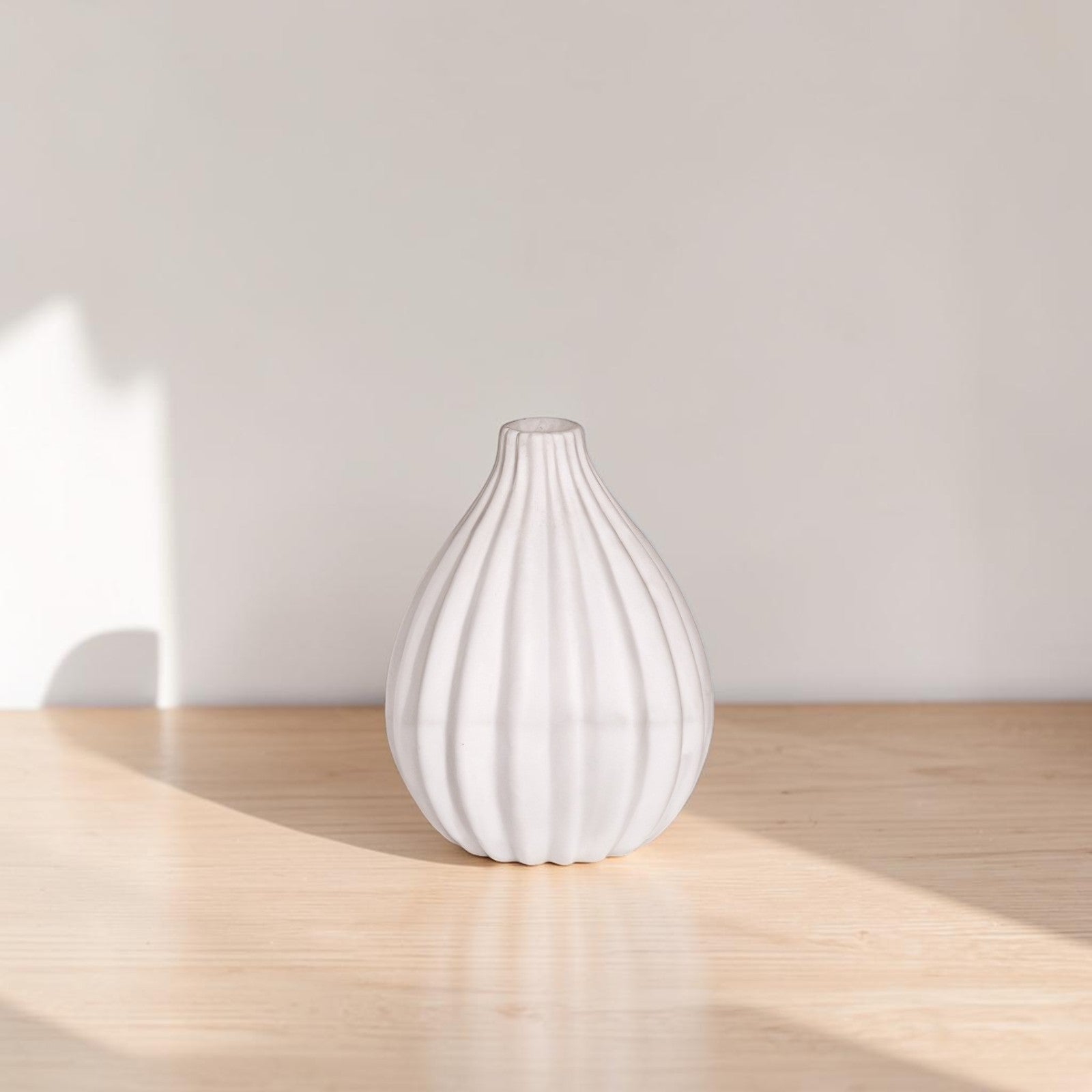 Aeris Home – Sculptural Vase Collection